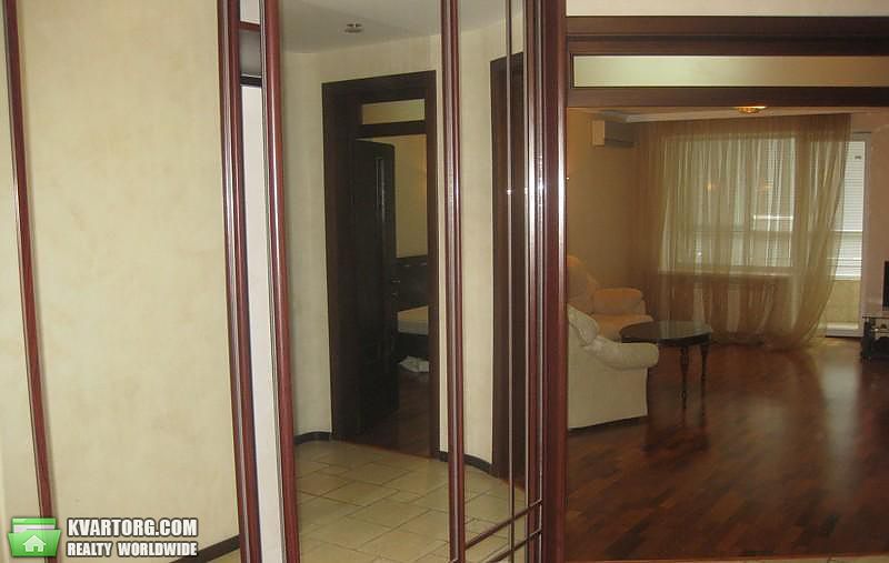 Rent out 2-room apartment. Киев,  Мирного Панаса — photo 7