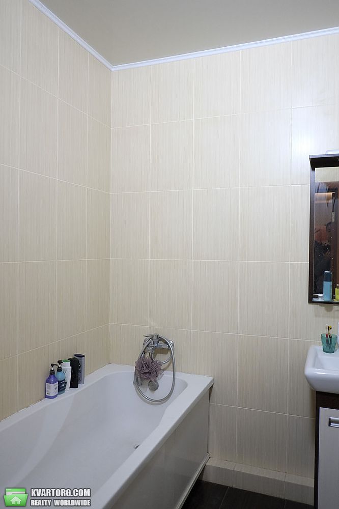 Rent out 2-room apartment. Киев,  Мишуги — photo 4