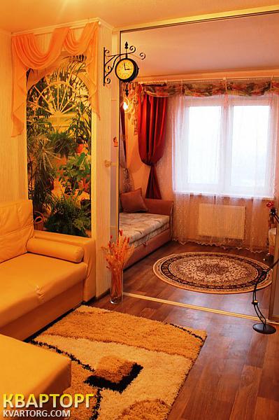 Rent out 2-room apartment. Киев, Милославская — photo 3