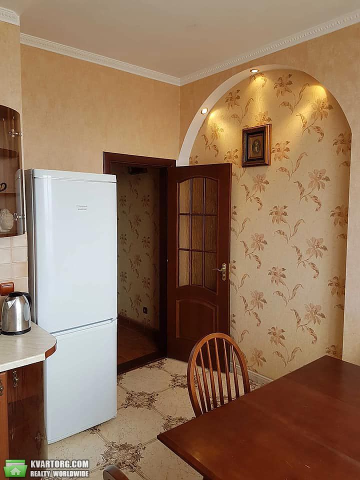 Rent out 1-room apartment. Киев,  Героев Сталинграда пр — photo 1