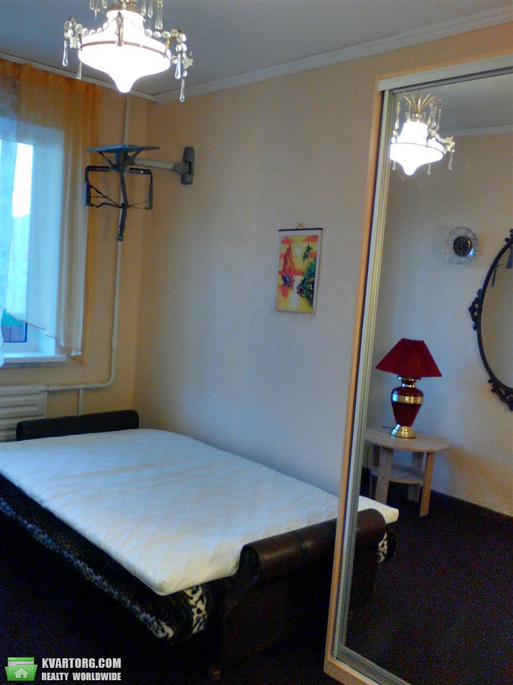 Rent out 2-room apartment. Киев, Зой Гайдай — photo 3