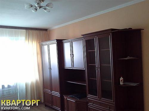 Rent out 3-room apartment. Киев,  Героев Днепра — photo 2
