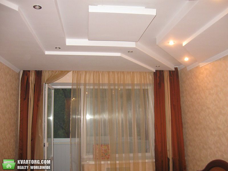 Rent out 3-room apartment. Днепропетровск, пр. Героев — photo 1