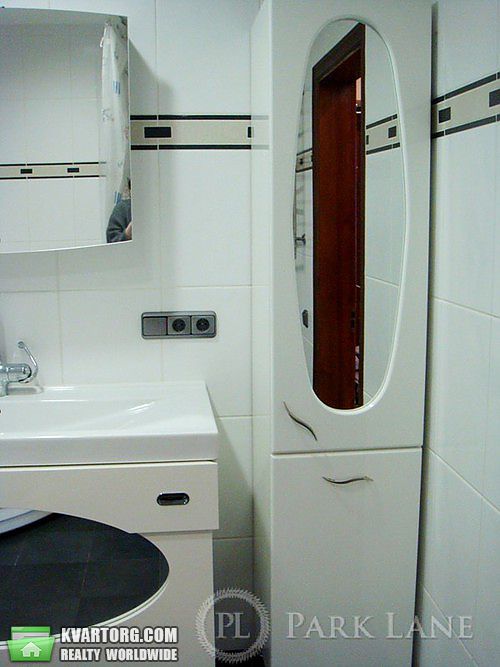 Sell 3-room apartment. Киев,  Костельная — photo 8