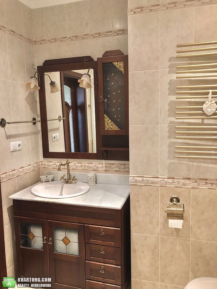 Rent out 2-room apartment. Киев,  Днепровская наб — photo 6