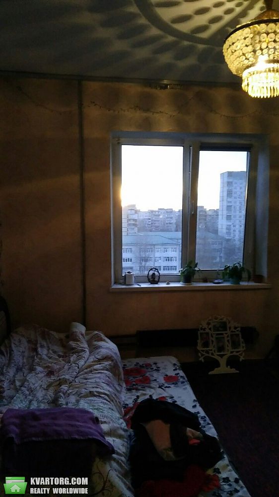 Rent out 2-room apartment. Киев,  Радужная — photo 1