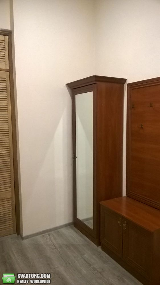 Rent out 2-room apartment. Киев, Шота Руставелли — photo 1