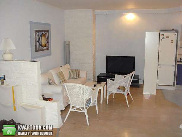 Rent out 3-room apartment. Киев,  Саперно-Слободская — photo 4
