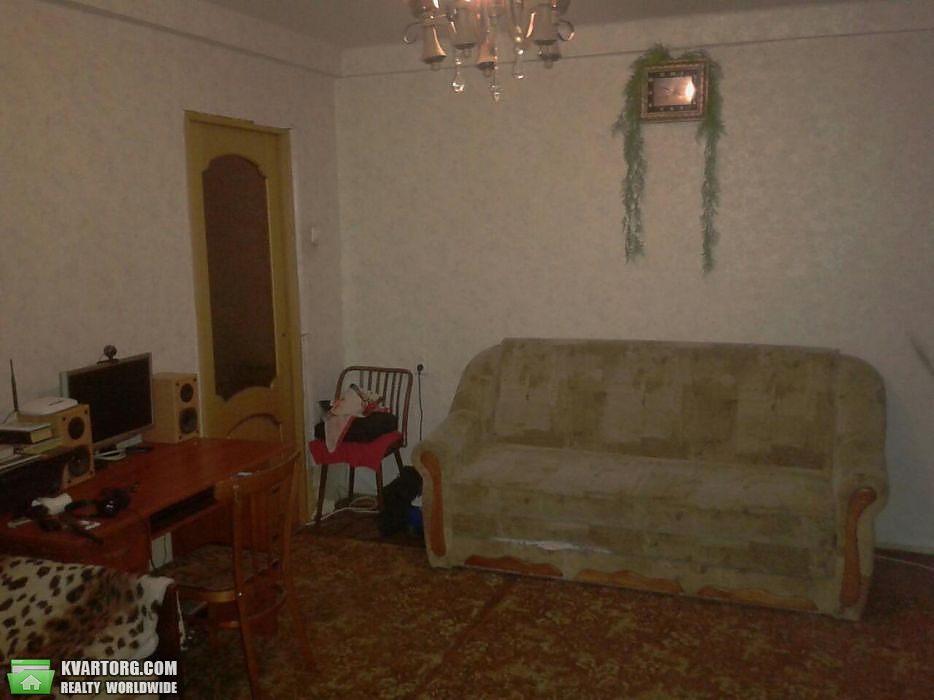 Sell 2-room apartment. Киев,  Автозаводская — photo 1