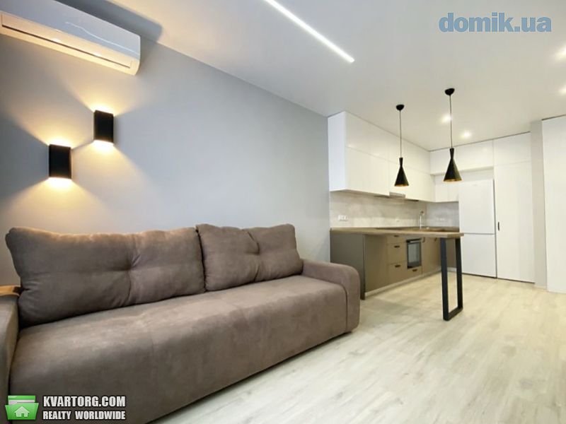 Rent out 1-room apartment. Киев, Евгения Сверстюка — photo 3