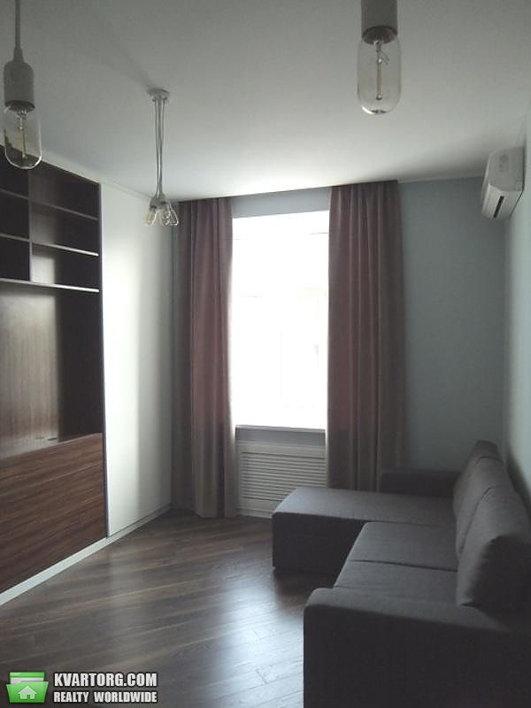 Rent out 2-room apartment. Киев,  Круглоуниверситетская — photo 1