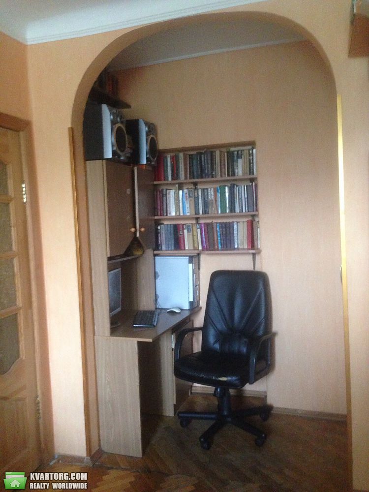 Sell 2-room apartment. Киев,  Строителей — photo 2