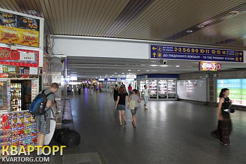 Rent out shop. Киев, Вокзальная площадь — photo 1
