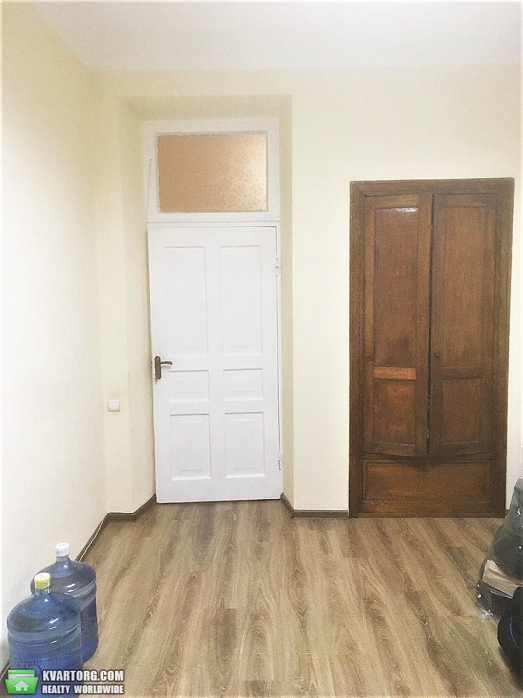 Sell 4-room apartment. Киев,  Богдана Хмельницкого — photo 5