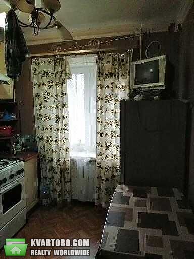 Sell 2-room apartment. Киев,  Новополевая — photo 1