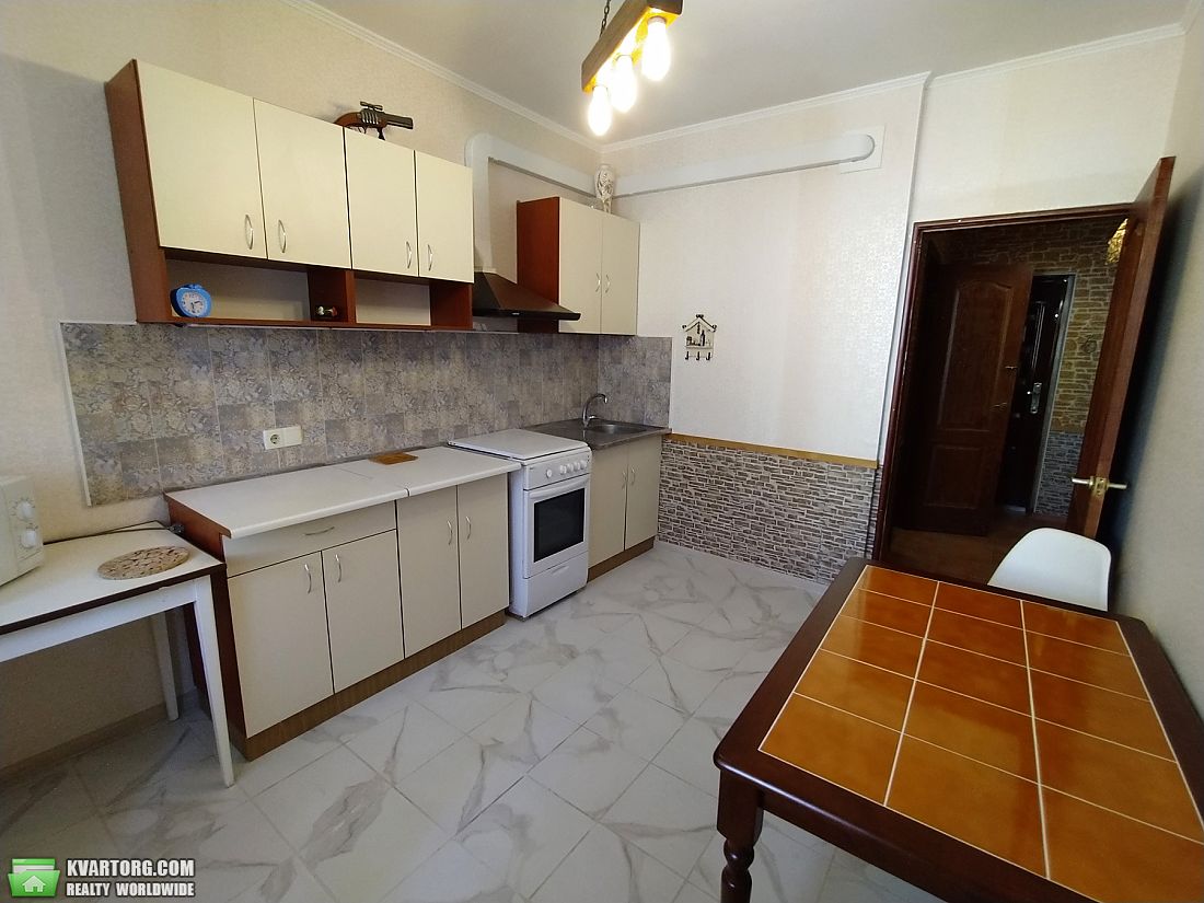 Rent out 1-room apartment. Одесса, Радужный Массив — photo 2