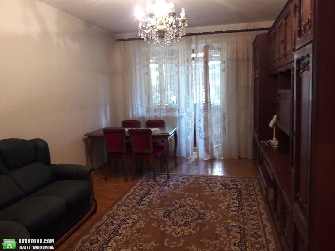 Rent out 2-room apartment. Киев,  Героев Сталинграда пр — photo 3