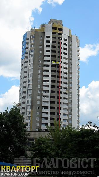Sell 3-room apartment. Киев,  Ревуцкого — photo 1