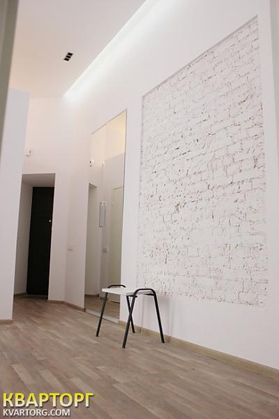 Rent out 2-room apartment. Киев,  Михайловская — photo 5