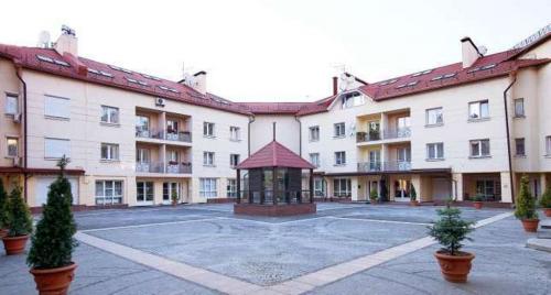 Rent out office. Киев,  Мельникова — photo 1