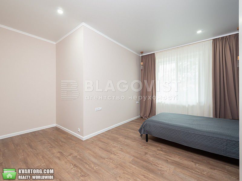 Sell 3-room apartment. Киев,  Кирило-Мефодиевская — photo 2