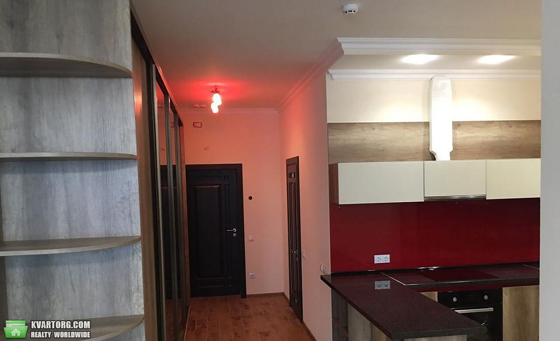 Rent out 2-room apartment. Киев,  Саксаганского — photo 4