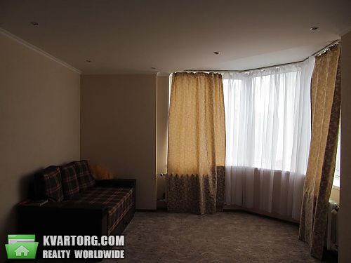 Rent out 1-room apartment. Киев,  Бажана — photo 5