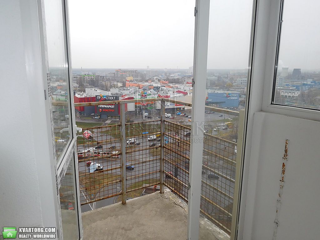 Sell 2-room apartment. Киев,  Красноткацкая — photo 2
