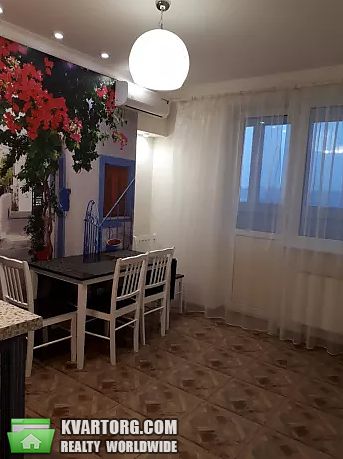 Rent out 4-room apartment. Киев,  Шумского — photo 1