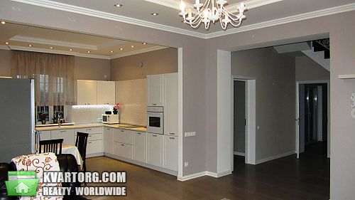 Rent out house. Киев, Лесная — photo 2