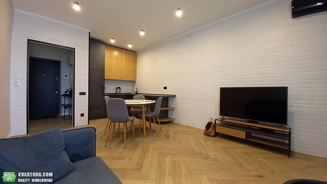 Rent out 1-room apartment. Киев, Джона Маккейна — photo 3