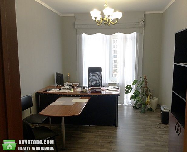 Sell multi-room apartment. Киев,  Дмитриевская — photo 9