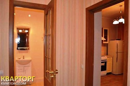 Rent out 2-room apartment. Киев,  Градинская — photo 1