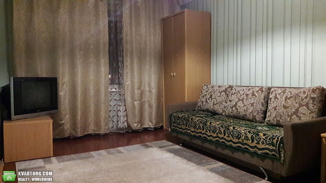 Rent out 1-room apartment. Киев,  Межевой пер — photo 1