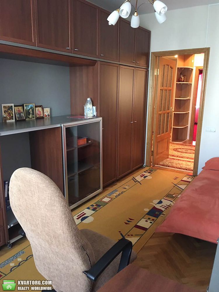Rent out 3-room apartment. Киев,  Леси Украинки бул — photo 7