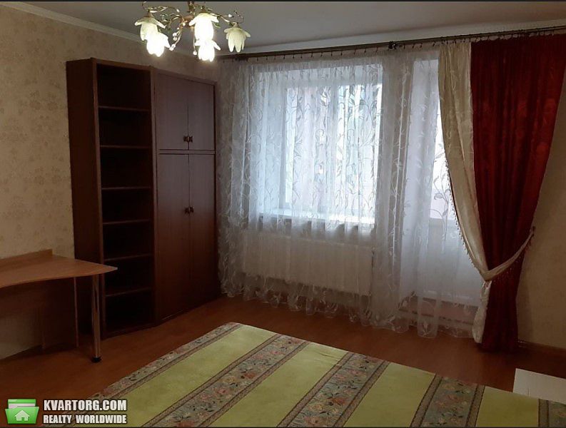Rent out 2-room apartment. Киев,  Голосеевская — photo 5