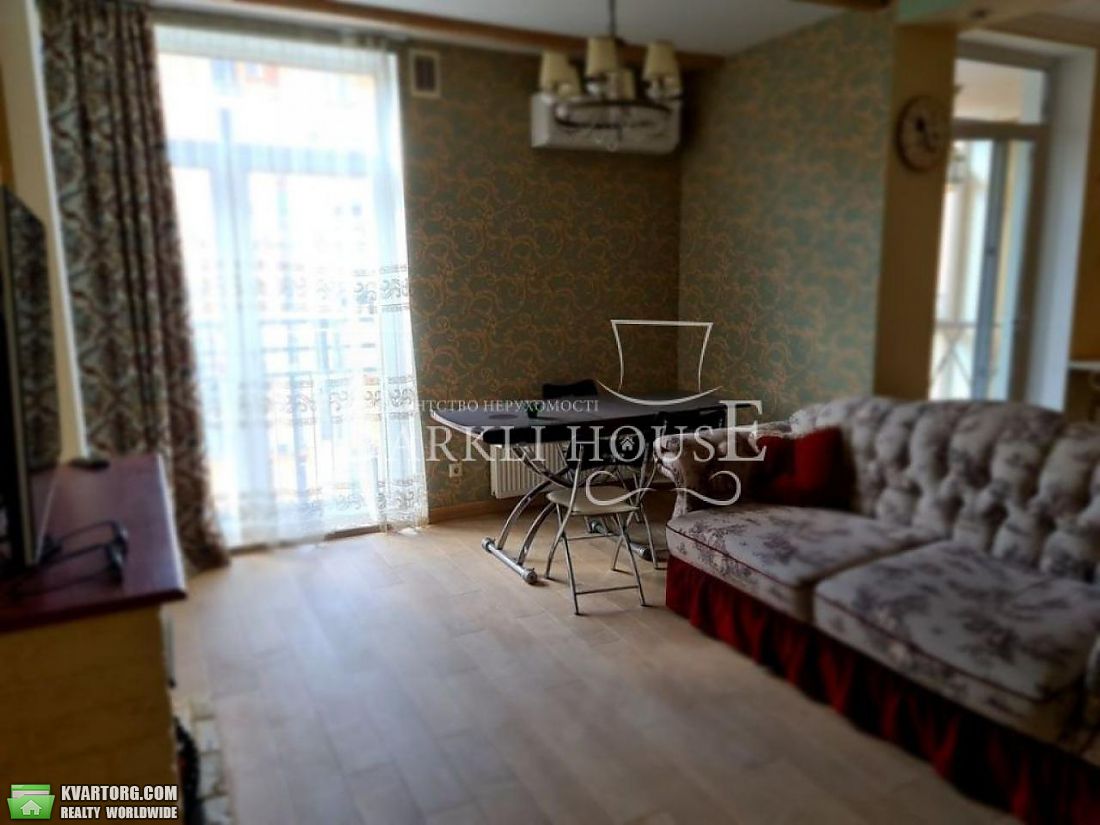 Rent out 4-room apartment. Киев, Регенераторная — photo 4