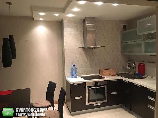 Rent out 3-room apartment. Киев, Верховинна — photo 1