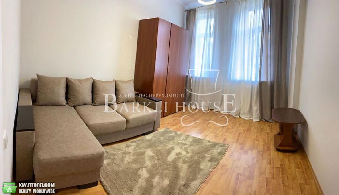 Rent out 4-room apartment. Киев,  Дмитриевская — photo 4