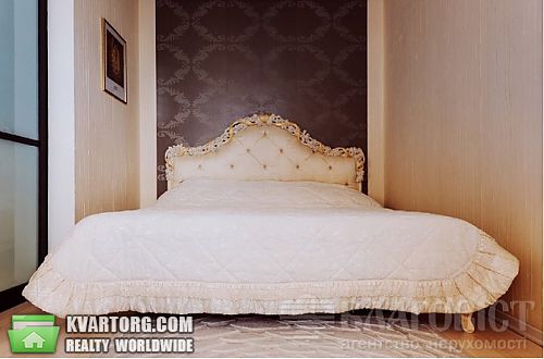 Sell 2-room apartment. Киев, Щорса — photo 4