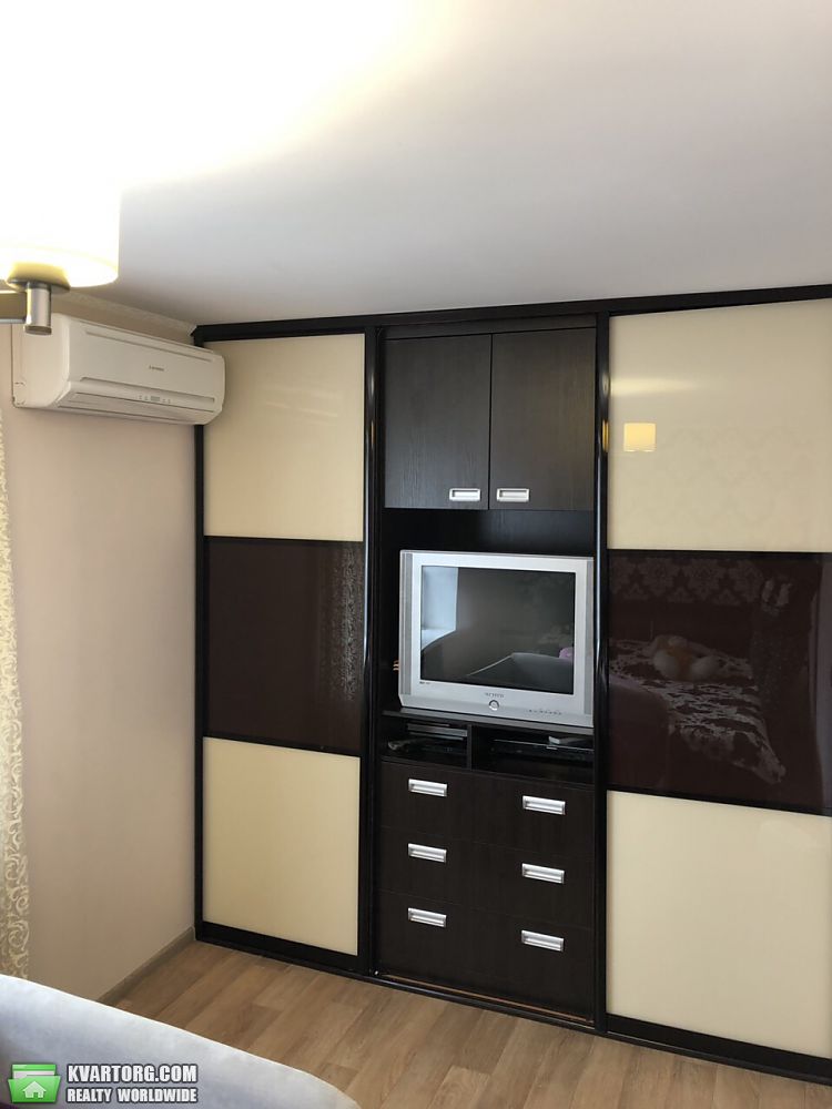 Sell 2-room apartment. Днепропетровск, Вакуленчука — photo 4