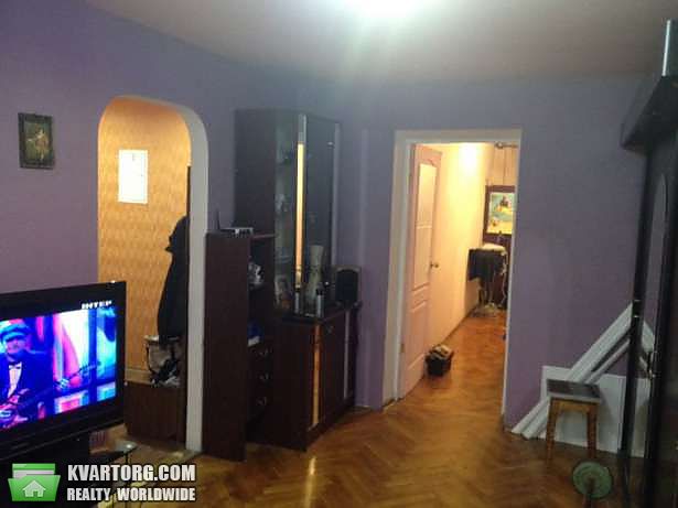 Sell 2-room apartment. Киев,  Российская — photo 1