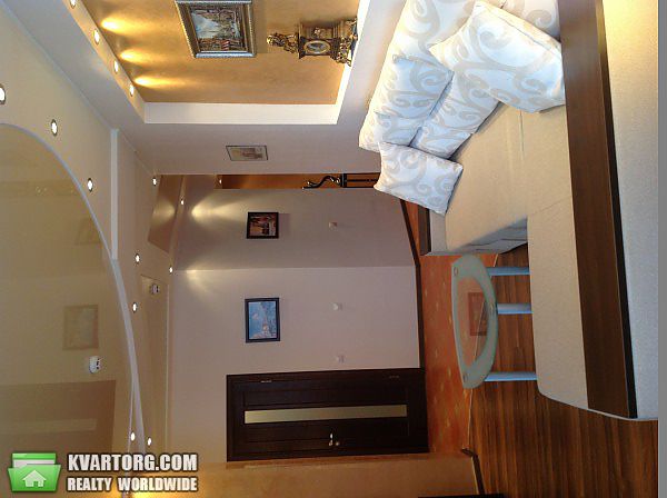 Rent out 2-room apartment. Киев,  Днепровская наб — photo 3
