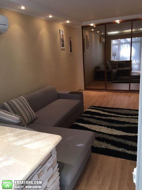 Rent out 1-room apartment. Киев,  Печерский спуск — photo 2