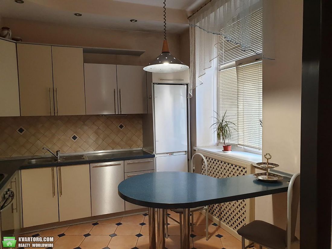 Rent out 3-room apartment. Киев,  Шевченко бул — photo 7