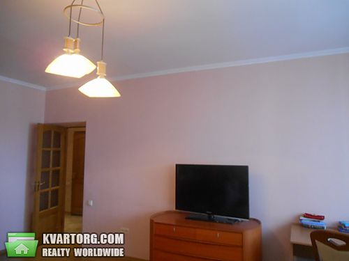 Rent out 3-room apartment. Киев, Героев Сталинграда пр — photo 5