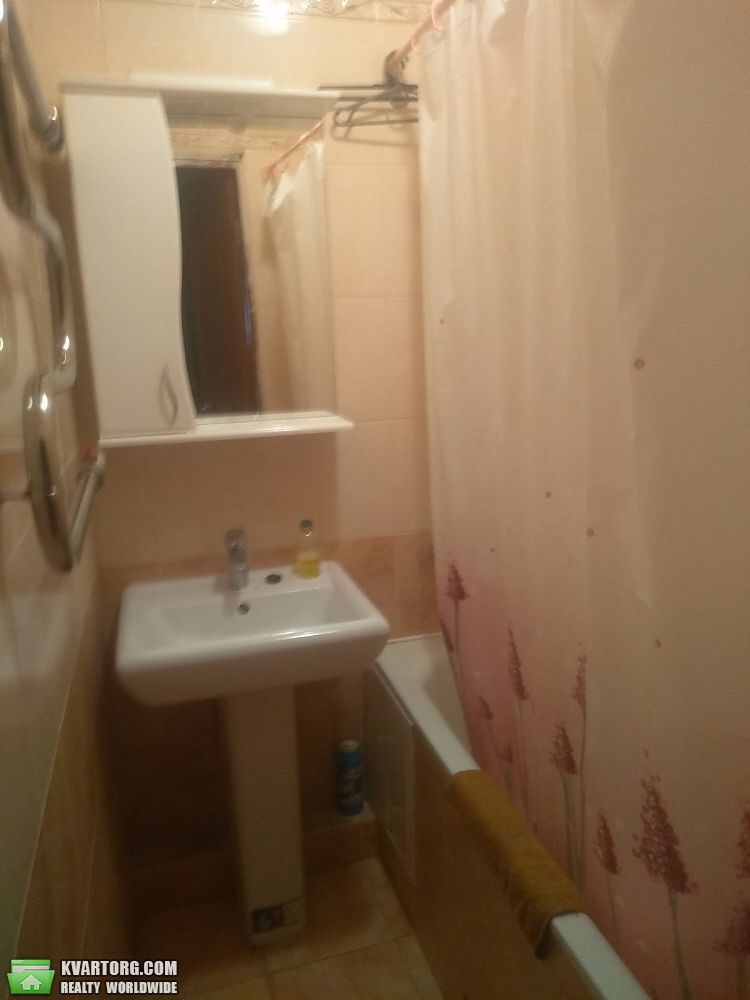 Rent out 2-room apartment. Киев,  Голосеевский пр — photo 9