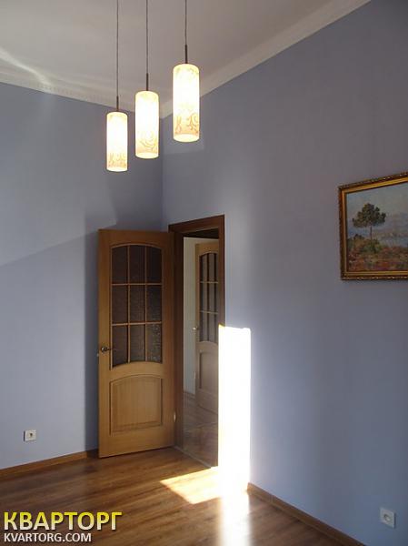 Sell 2-room apartment. Киев, Керамический пер — photo 3