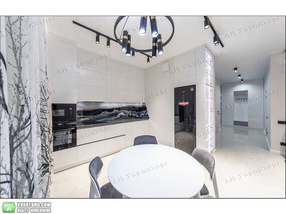 Rent out 2-room apartment. Киев,  Никольско-Слободская — photo 4