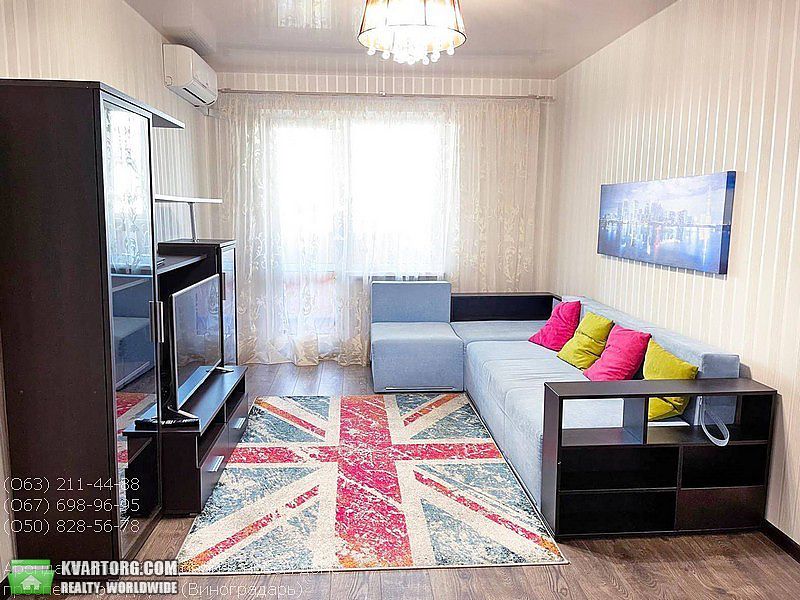 Rent out 3-room apartment. Киев,  Правды пр — photo 1